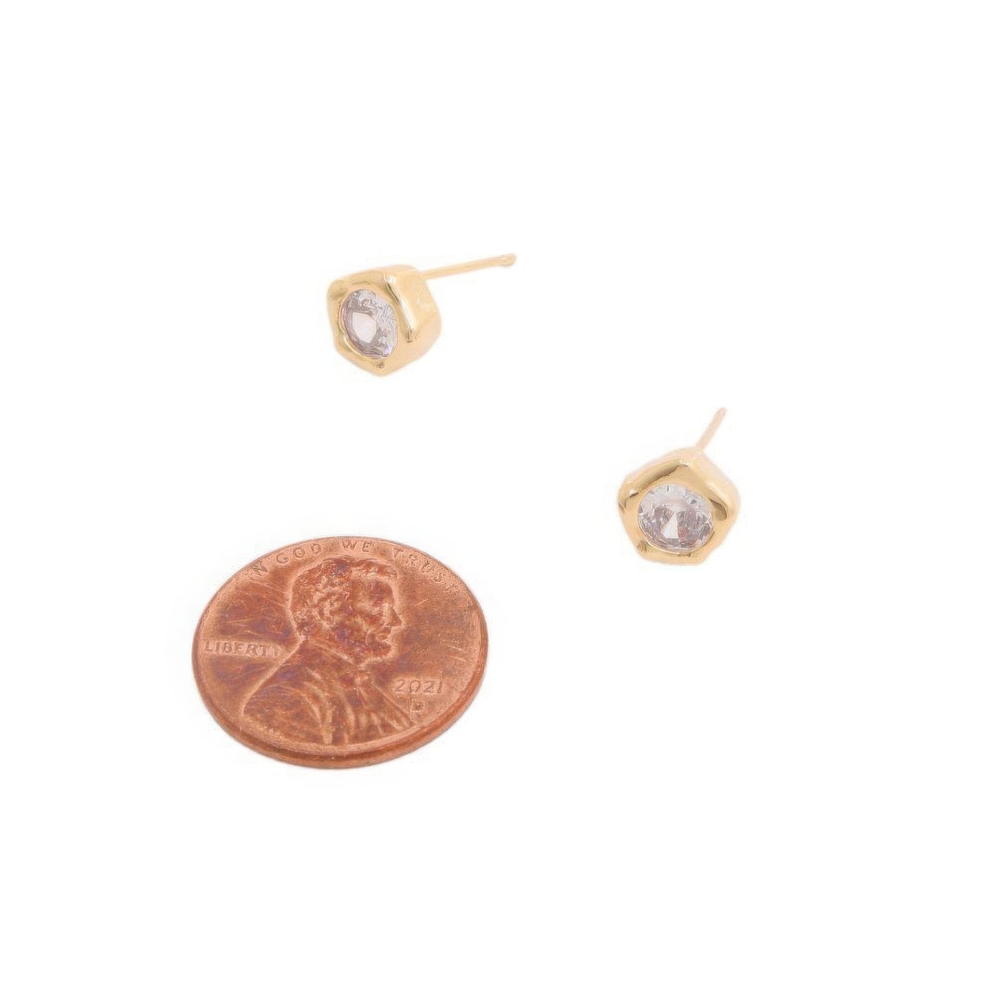 Stone Stud Earring | CZ Stud Earring | Nova Store