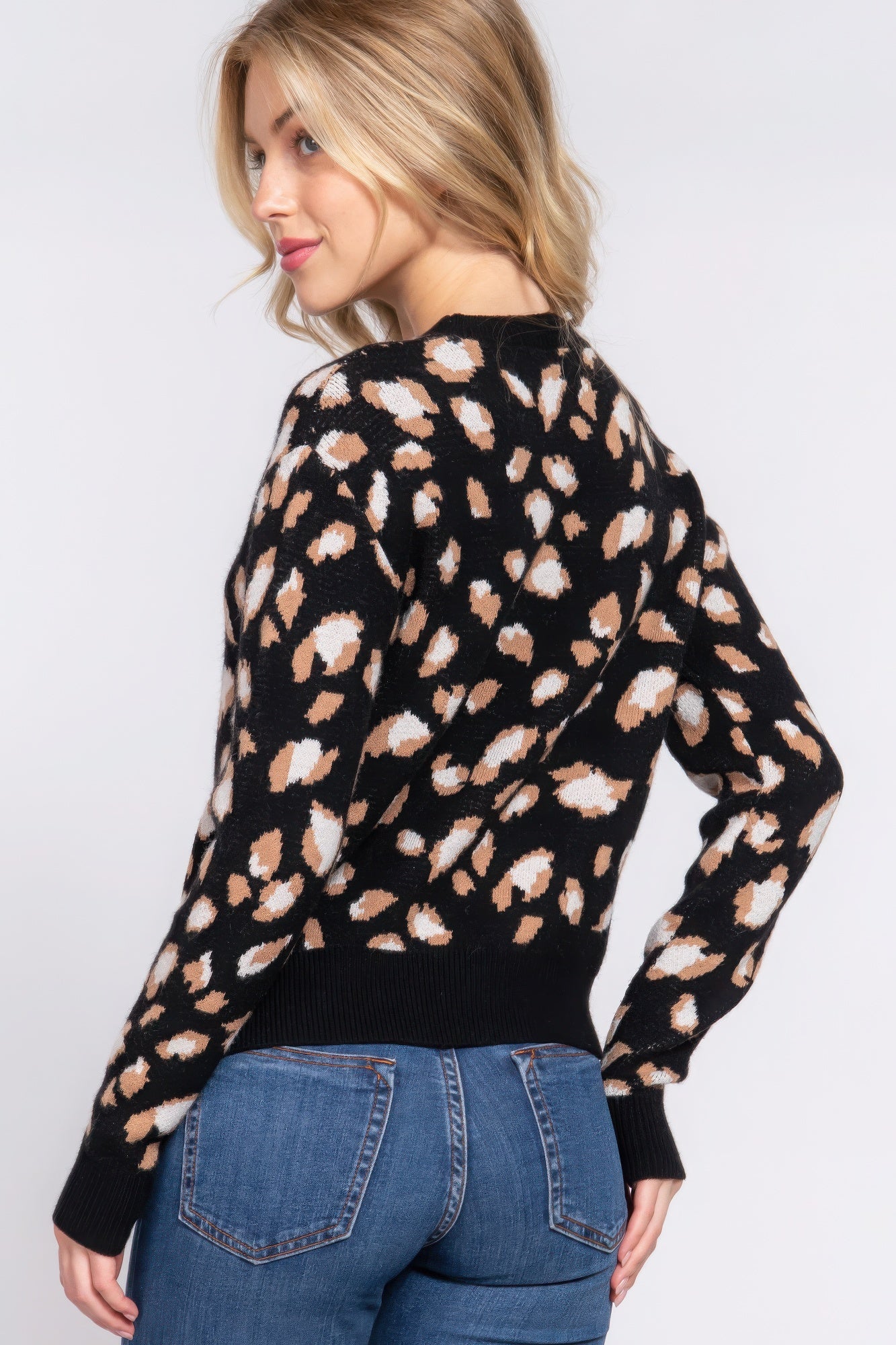 Long Slv Animal Jacquard Sweater - Nova Store