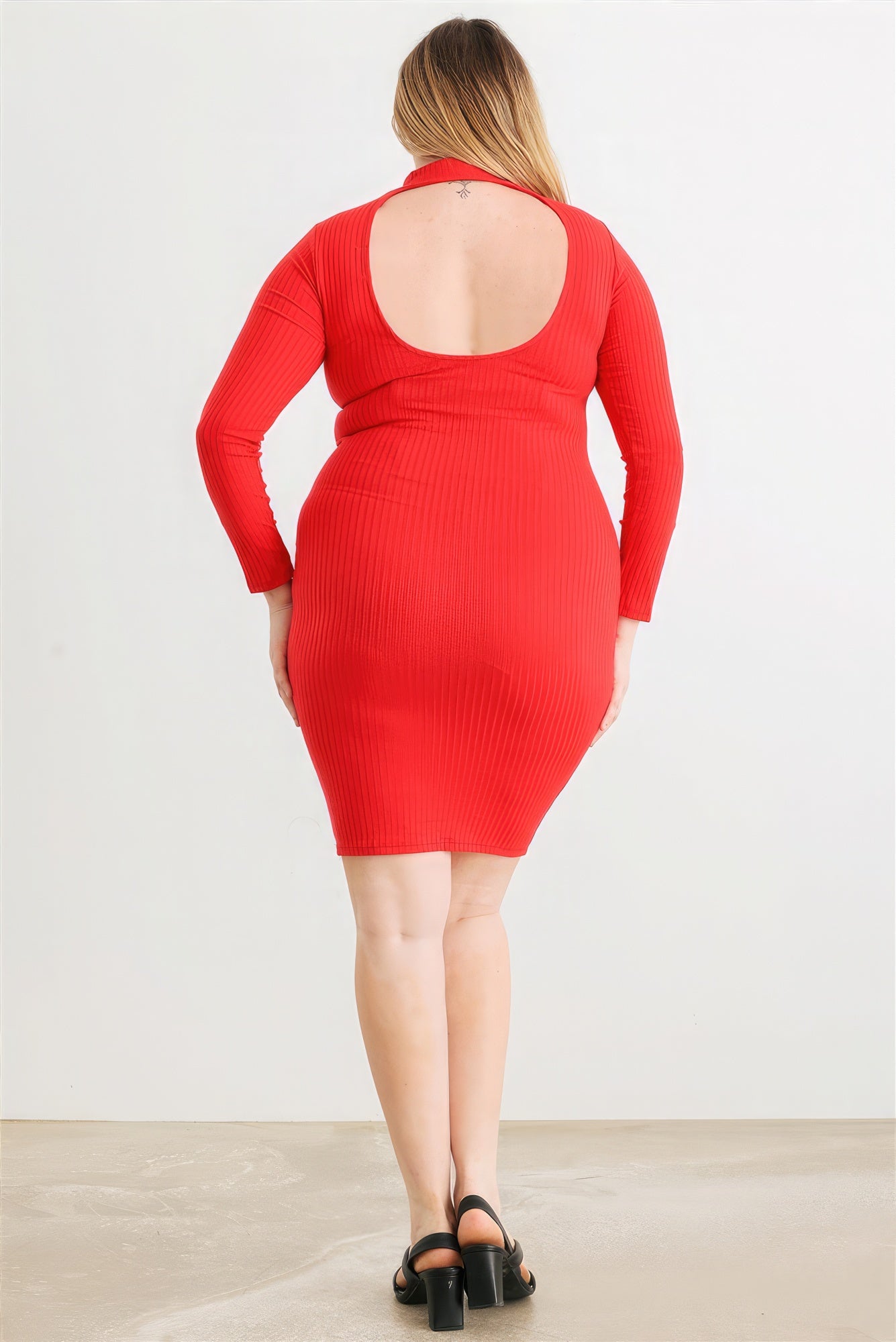 Plus Red Ribbed Long Sleeve Mock Neck Cut-out Back Midi Dress - Nova Store