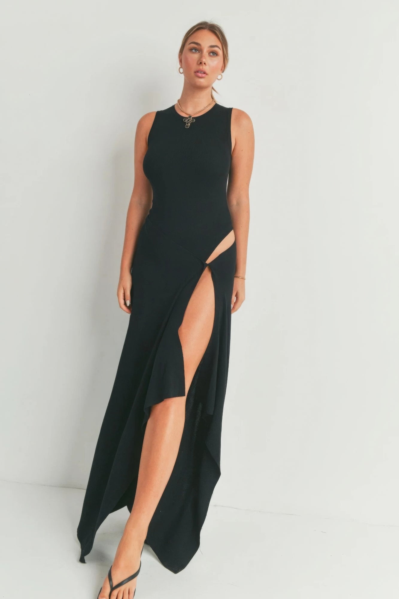 Still Maxi Dress With Slit | Black Still Dress | Nova Store