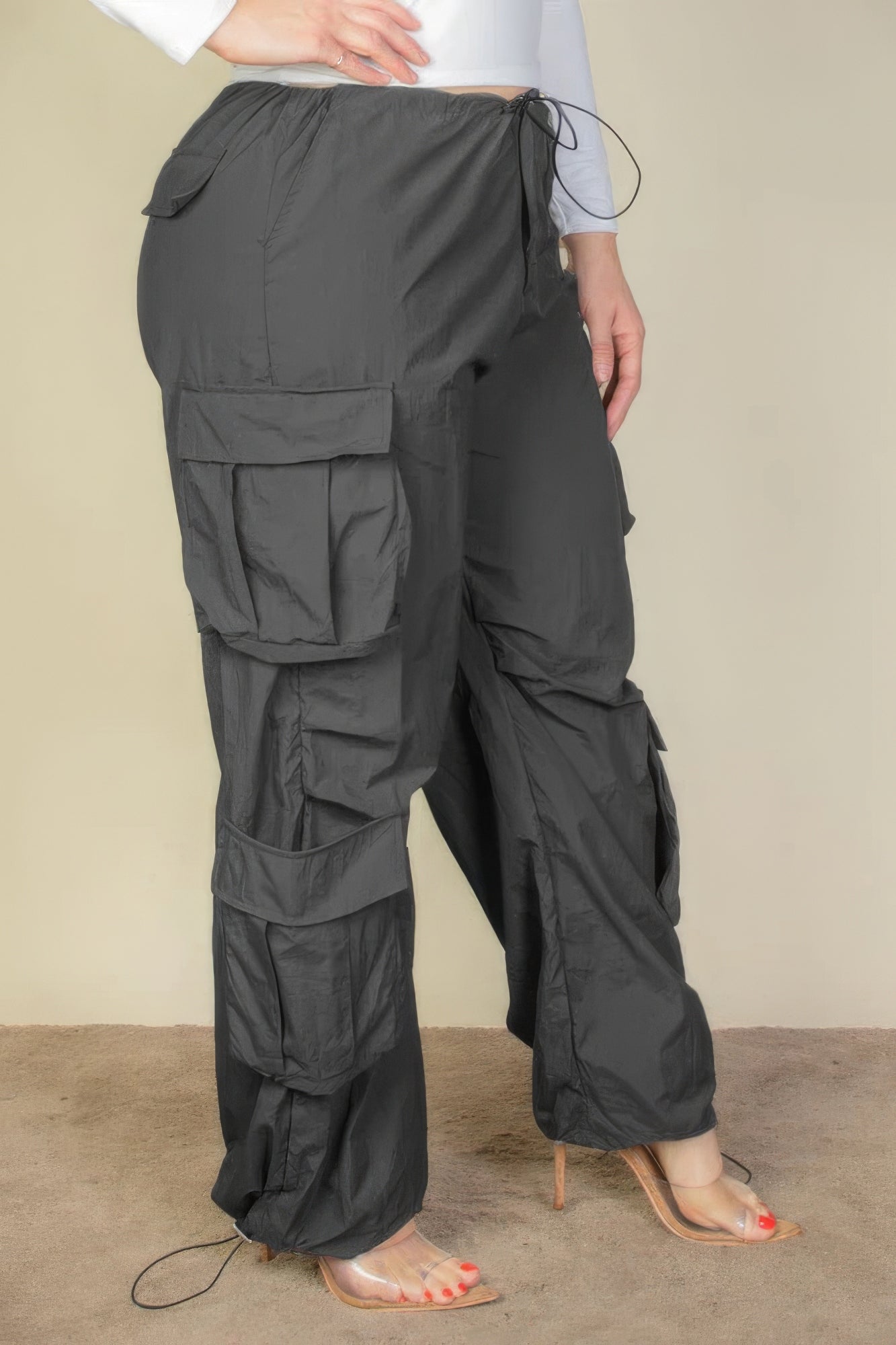 Plus Size Flap Pockets Drawstring Ruched Parachute Pants - Nova Store