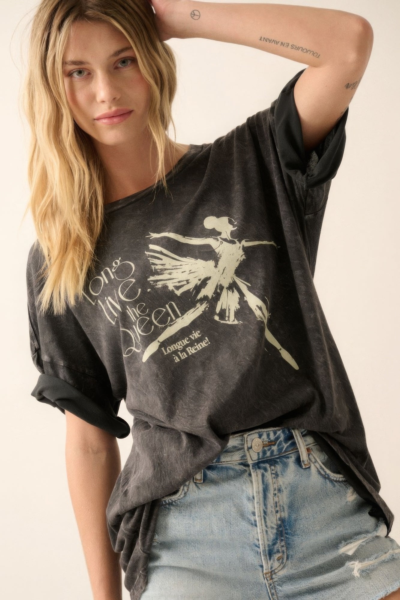 Custom Graphic Tee | Unique Graphic Tee | Nova Store