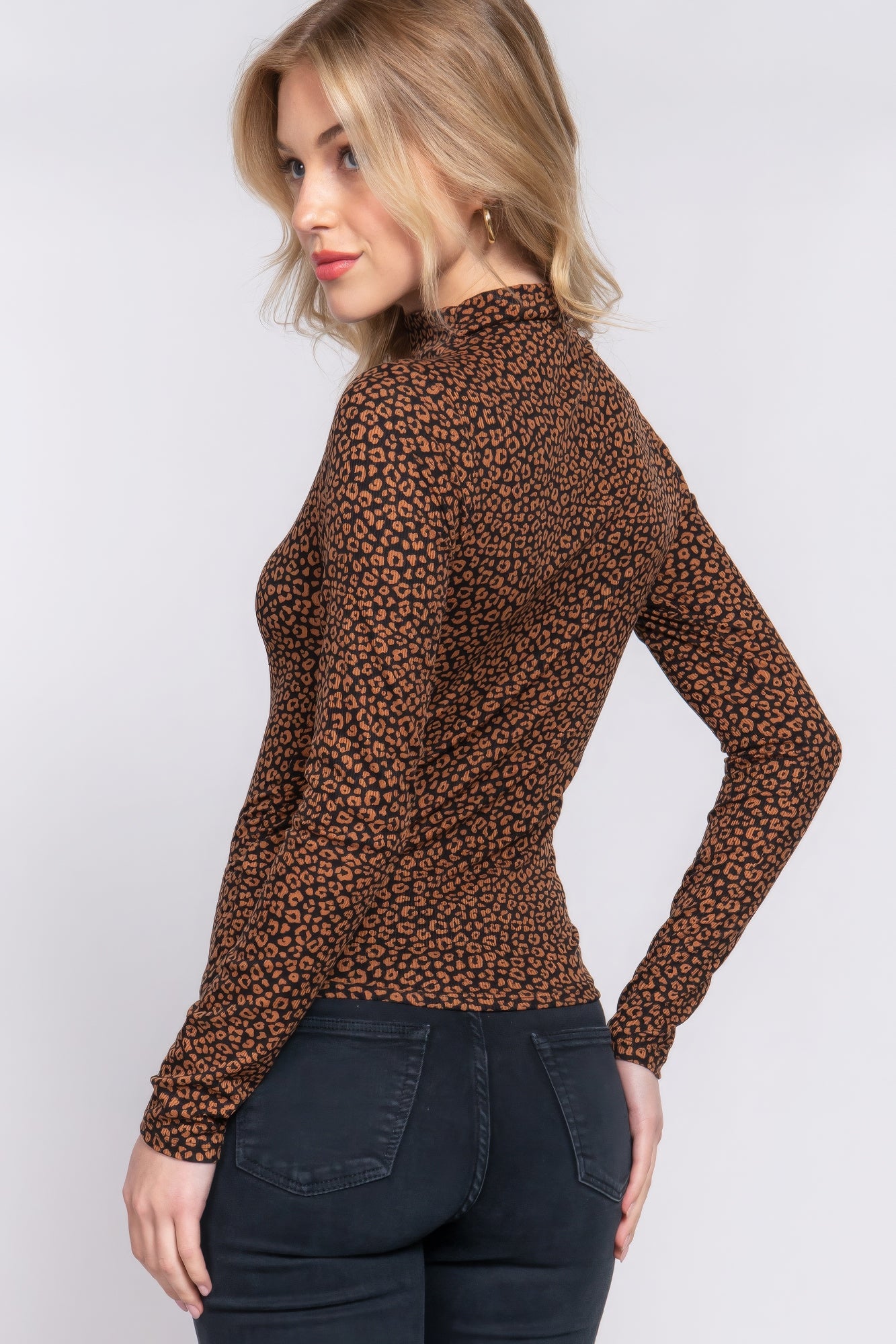 Brown Printed Knit Top | Brown Knit Top | Nova Store
