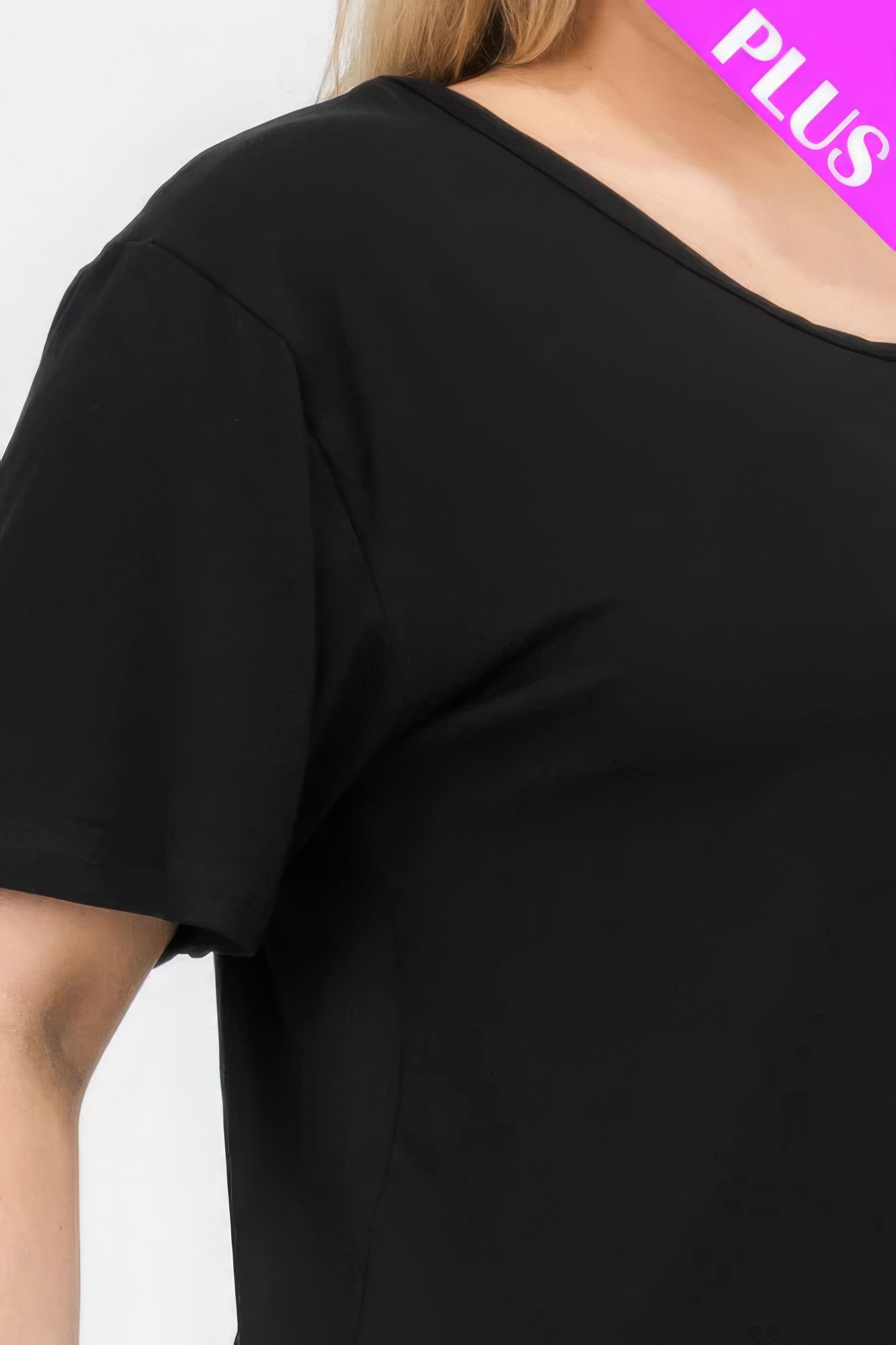 Plus Size Basic Short Sleeve T-shirt - Nova Store