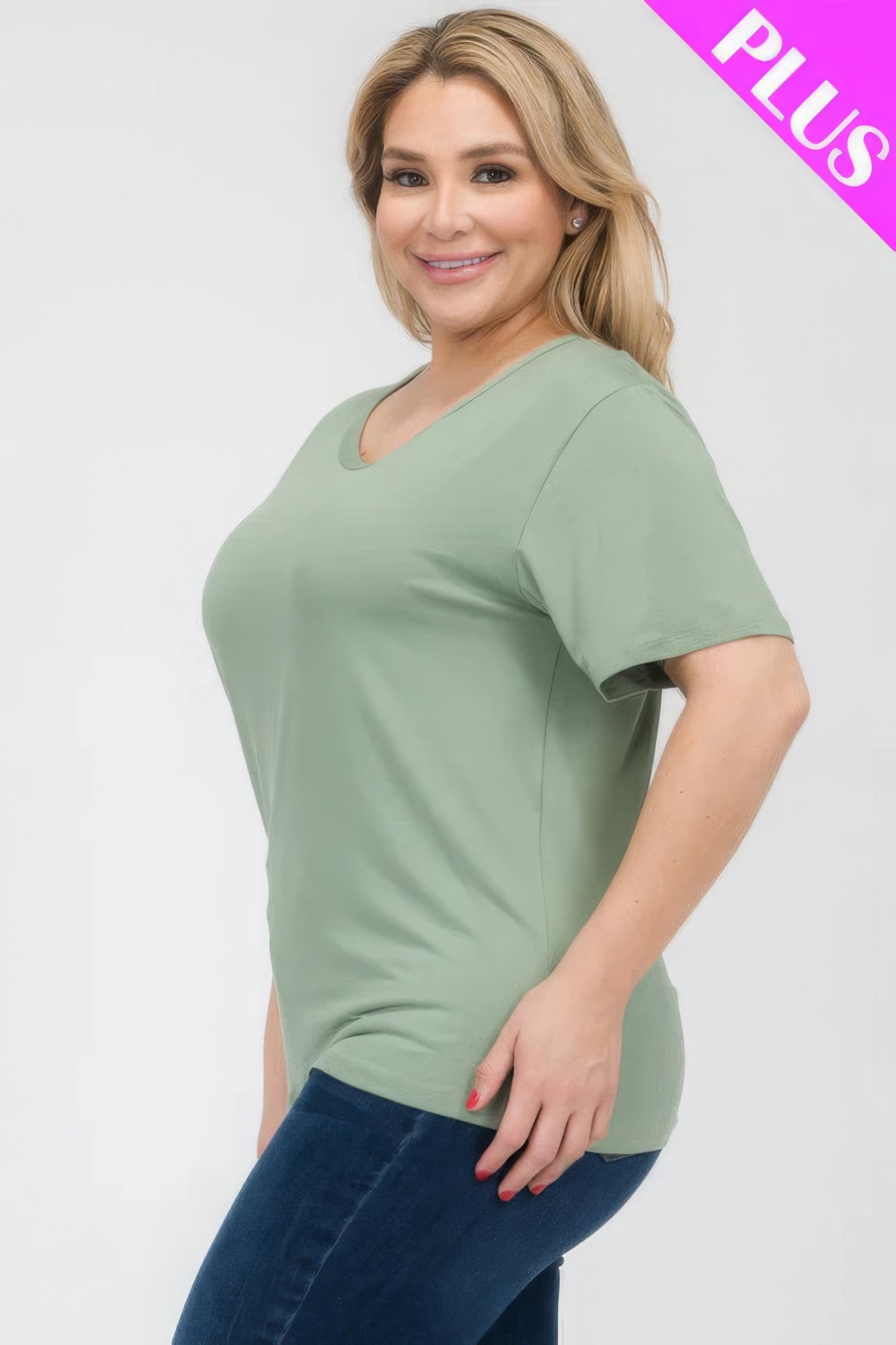 Plus Size Basic Short Sleeve T-shirt - Nova Store