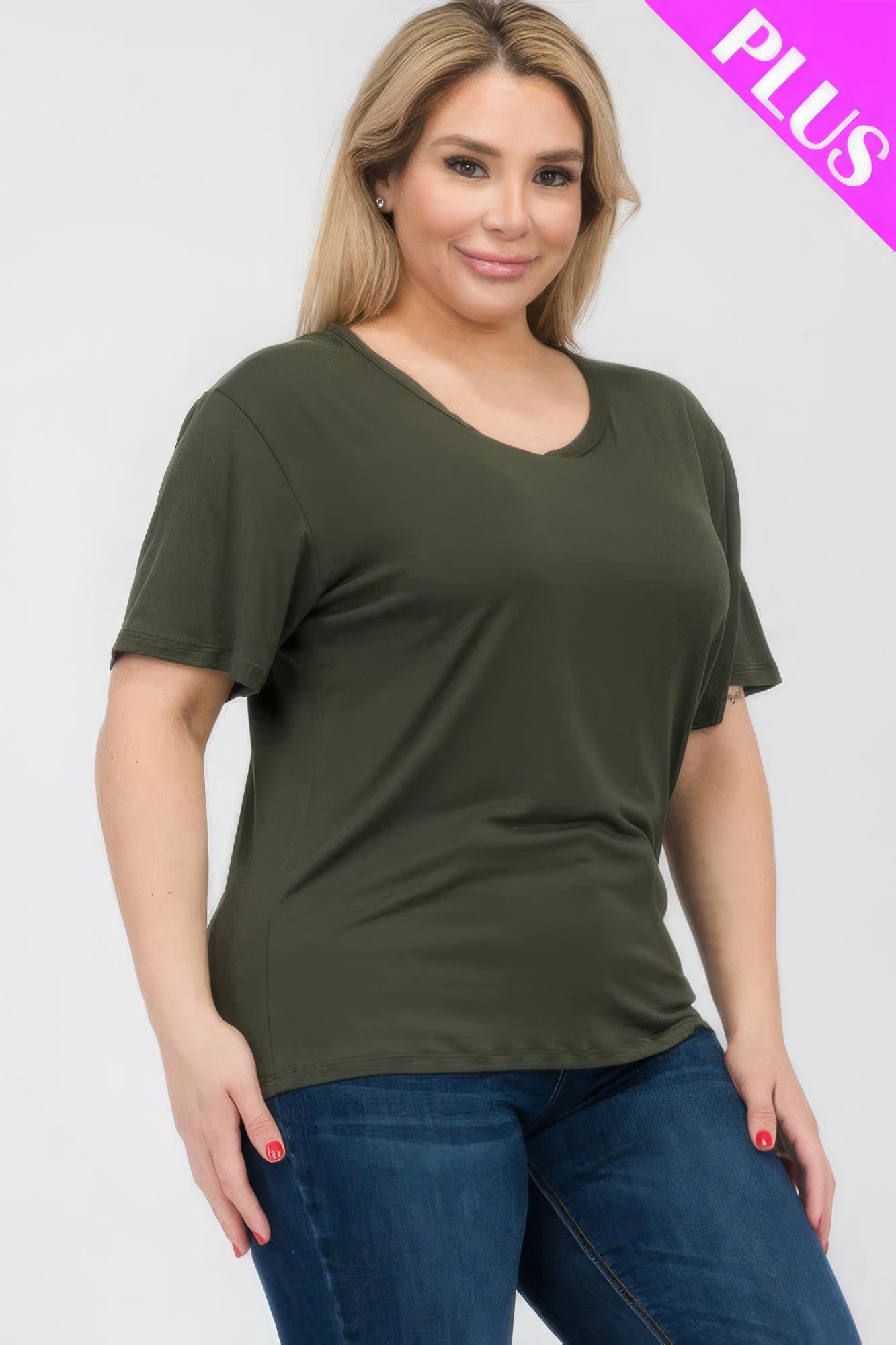 Plus Size Basic Short Sleeve T-shirt - Nova Store