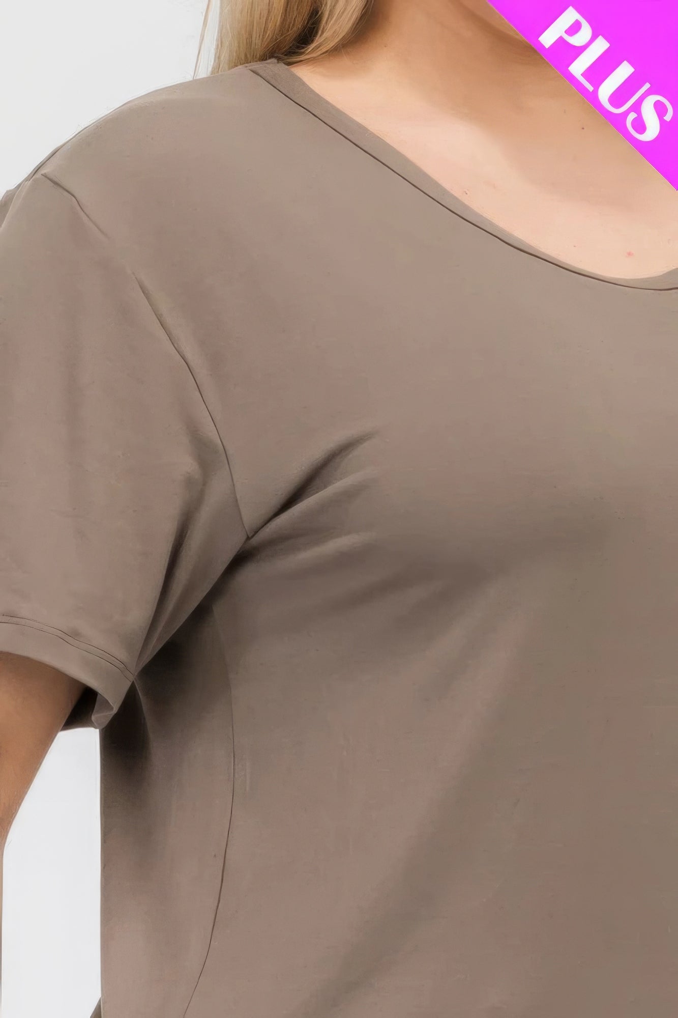 Plus Size Basic Short Sleeve T-shirt - Nova Store