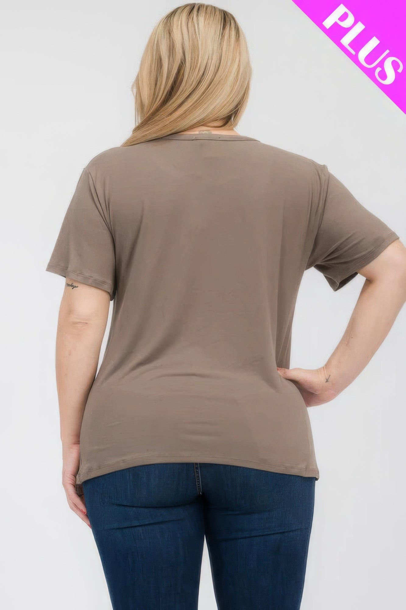 Plus Size Basic Short Sleeve T-shirt - Nova Store